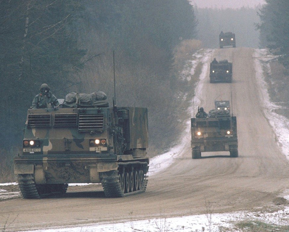 Двигатель m270 e16