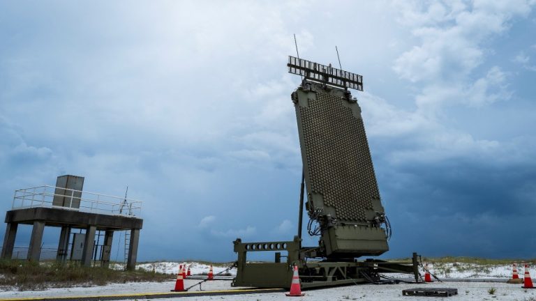 TPY-4雷达成功完成风险降低测试